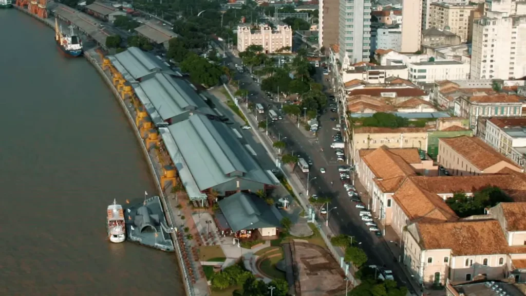 Estruturas metálicas históricas da Estação das Docas