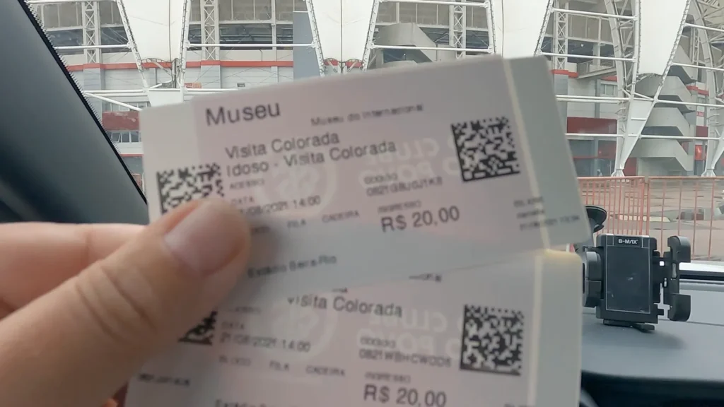 O que fazer em Porto Alegre em 2 dias: roteiro prático dos Nômades da Estrada 5 Ingressos para visitação do estádio e museu